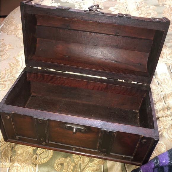 1820s-1920s Autopsy Medical Box Prop - Picture 6 of 9